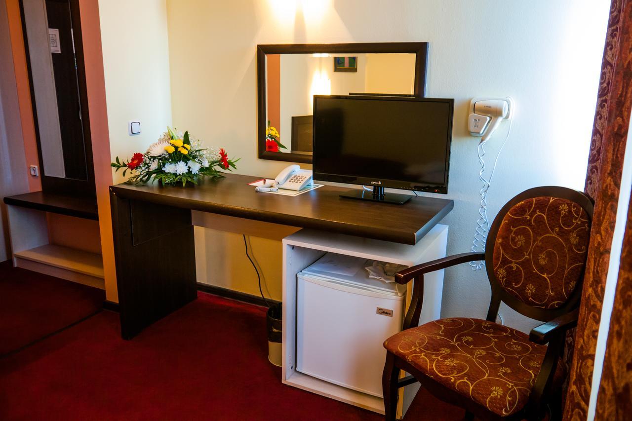 Hotel Kabile Jamboł Zewnętrze zdjęcie